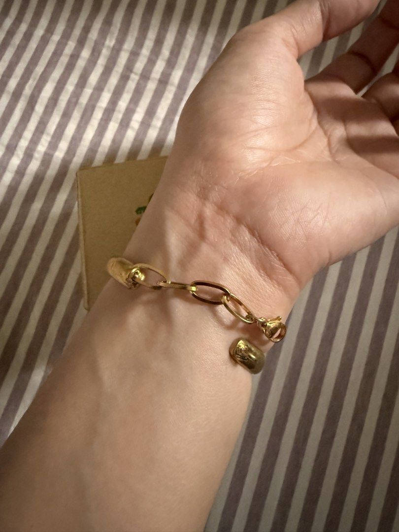 Strozzi Bee Bracelet (Category: Bracelets) located in Caloocan City. Submitted by hellodeco (Listing ID 1421560132, Image 2). Description: Strozzi handcrafted bracelet/bangle Features a unique bee charm Comes with original box Brand new. Bought 2025. Original price was P3500. RFS: impulse purchase at Katutubo. .