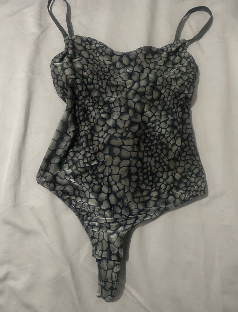 Swimsuit one piece (Category: Bikinis & Swimsuits) located in Manila. Submitted by brandedclothes (Listing ID 1421521819, Image 1). Description: .