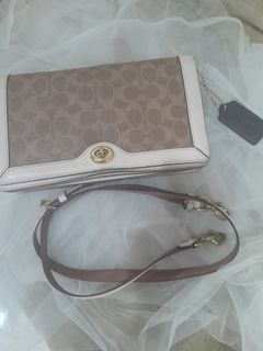 (Kategori: ) berada di . Dikirim oleh devandrafi94663 (ID iklan 1421541187, Gambar 1). Deskripsi: .