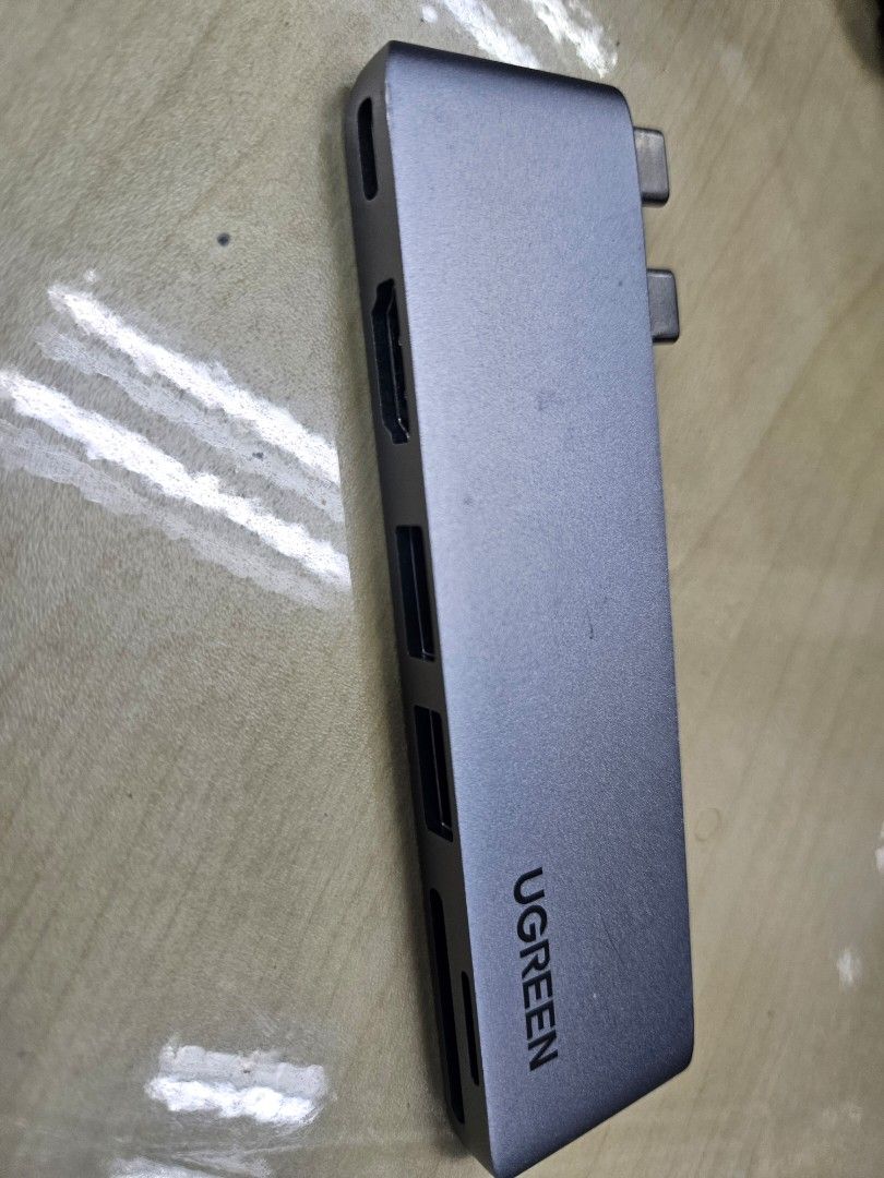 Ugreen USB-C Hub65561372125698110