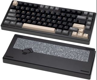 (Category: ) located in . Submitted by jayzer_store (Listing ID 1421527219, Image 1). Description: .