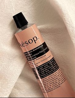 （分類：）位於 。 由 makeupskincareshop 提交（商品編號 1421729828，圖片 1）。簡介： 。