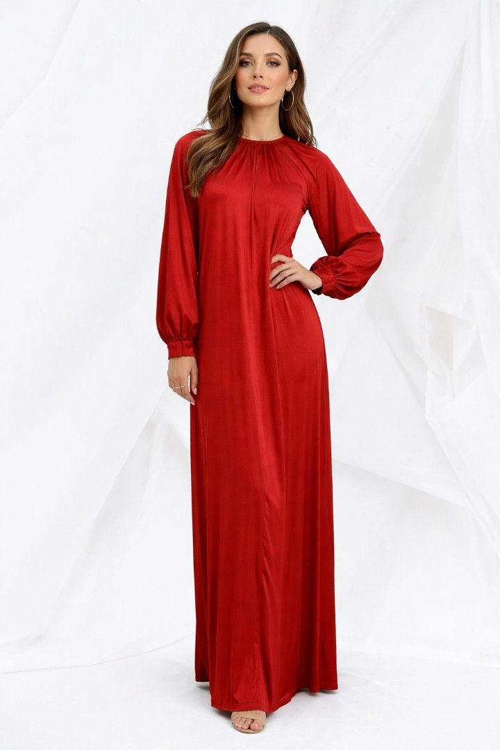 ASOS Design Rust Long Sleeve Maxi Dress (Category: Dresses) located in Quezon City. Submitted by wardrobe.trunk (Listing ID 1421751167, Image 2). Description: ASOS Design Rust Long Sleeve Maxi Dress Size: Small (US 4) Price: ₱950 Elegant rust maxi dress featuring a clean, minimalist silhouette with soft draping that flows beautifully from neckline to hem. Designed with a gathered high neckline and long sleeves with subtle cuffs, creating a refine