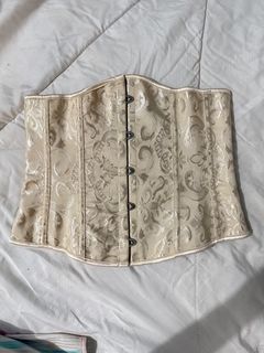 (Category: ) located in . Submitted by xothrifts (Listing ID 1421722032, Image 1). Description: .