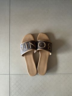 (Category: ) located in . Submitted by liyafira (Listing ID 1421649271, Image 1). Description: .