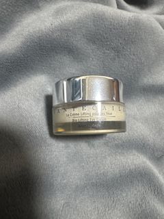 （分類：）位於 。 由 someoneoneone 提交（商品編號 1421718627，圖片 1）。簡介： 。