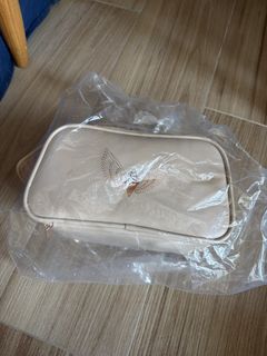 （分類：）位於 。 由 lwynee 提交（商品編號 1421674209，圖片 1）。簡介： 。