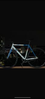 (Category: ) located in . Submitted by pundehbicycles (Listing ID 1421744933, Image 1). Description: .
