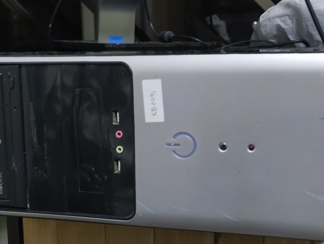 Computer i3 with moniter65605092115586112