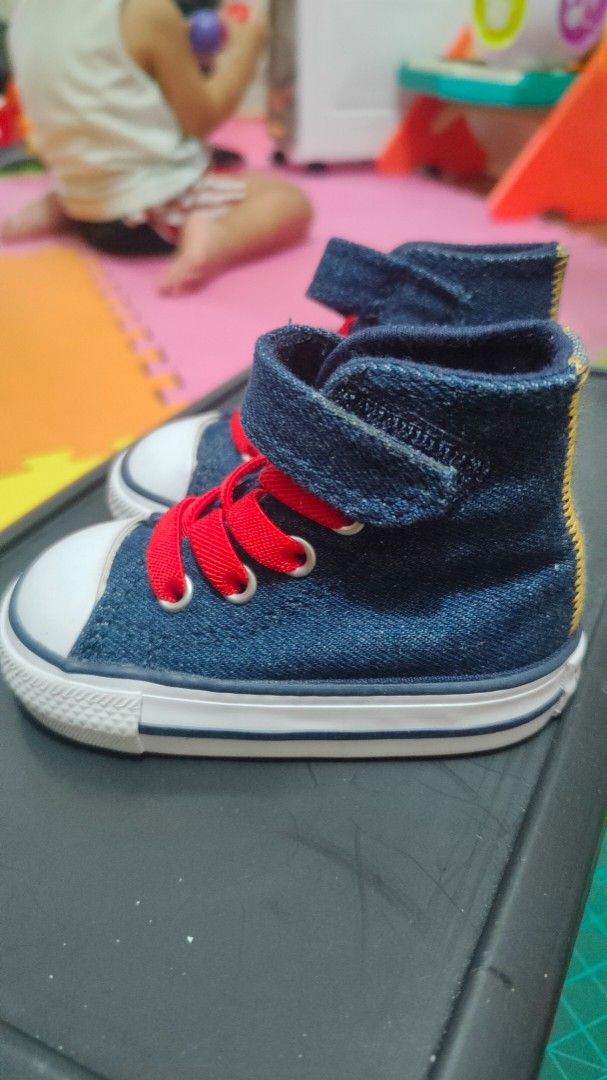 Converse Baby High-Top Sneakers (Category: Babies & Kids Fashion) located in Manila. Submitted by _sinigurl (Listing ID 1421673618, Image 2). Description: - Adorable baby Converse high-top sneakers - Denim-like blue upper - Red laces - White toe cap - Velcro strap for easy on and off - Converse logo on the side - Brown sole with Converse logo - Perfect for your little o.