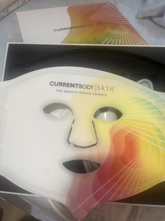 CurrentBody Skin LED Light Therapy Face Mask, 美容＆個人護理, 健康及美容 - 皮膚護理, 面部 ...