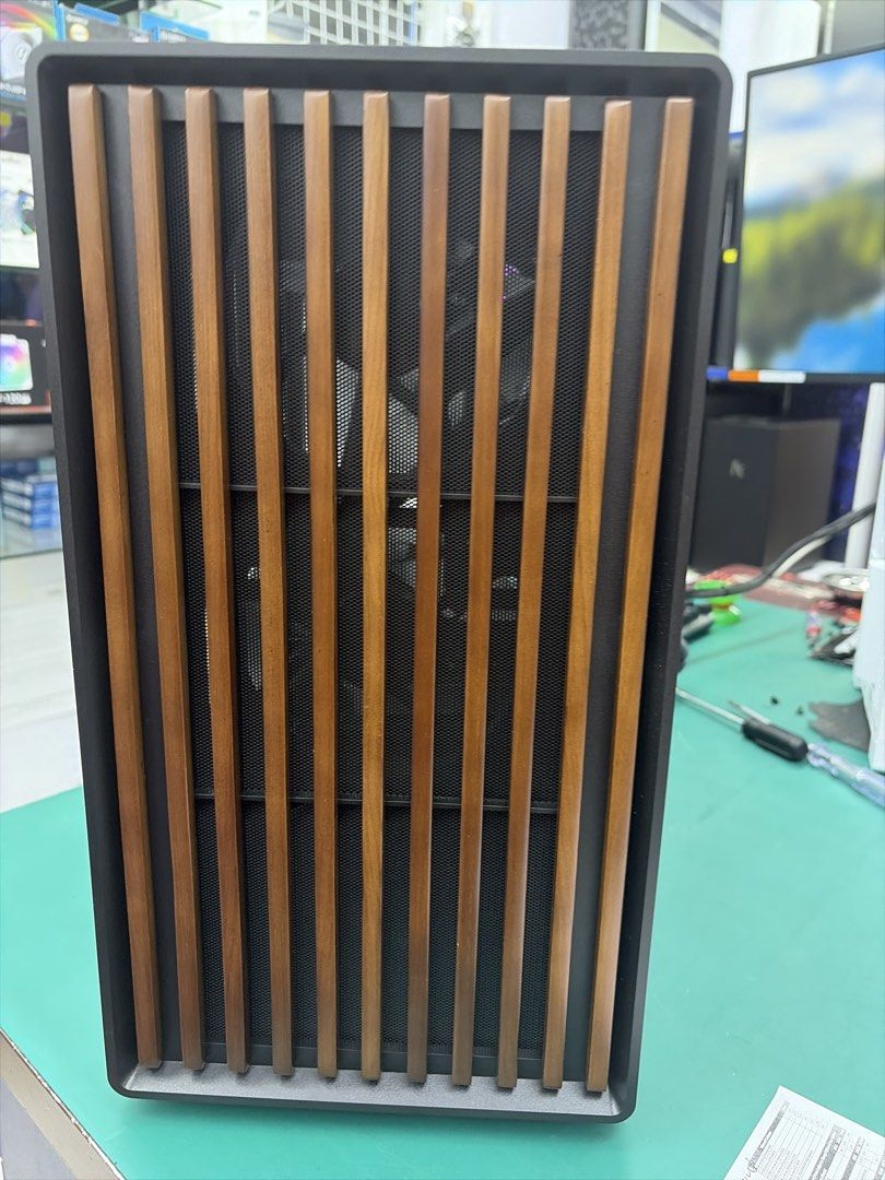 Custom PC - Stylish Case with RGB65605111697923111