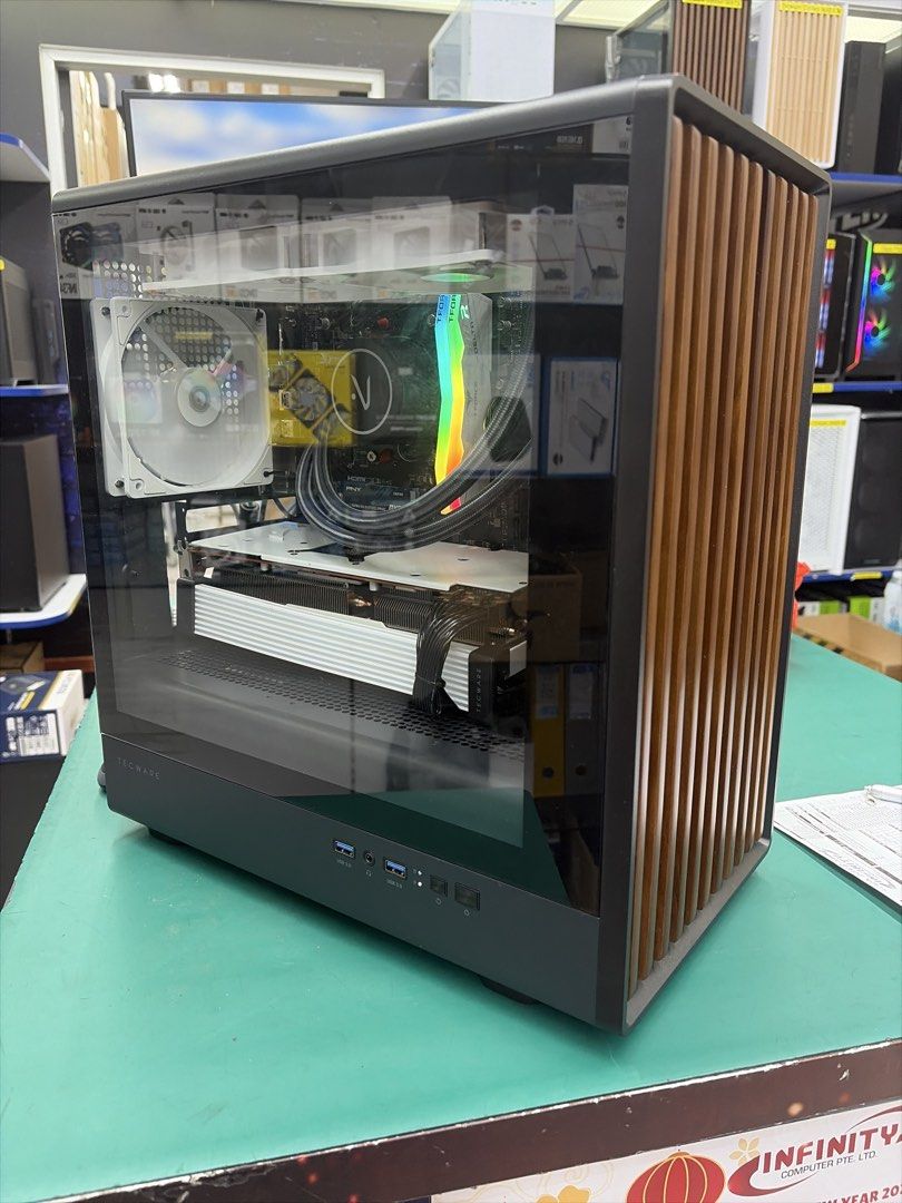Custom PC - Stylish Case with RGB65605111697923110