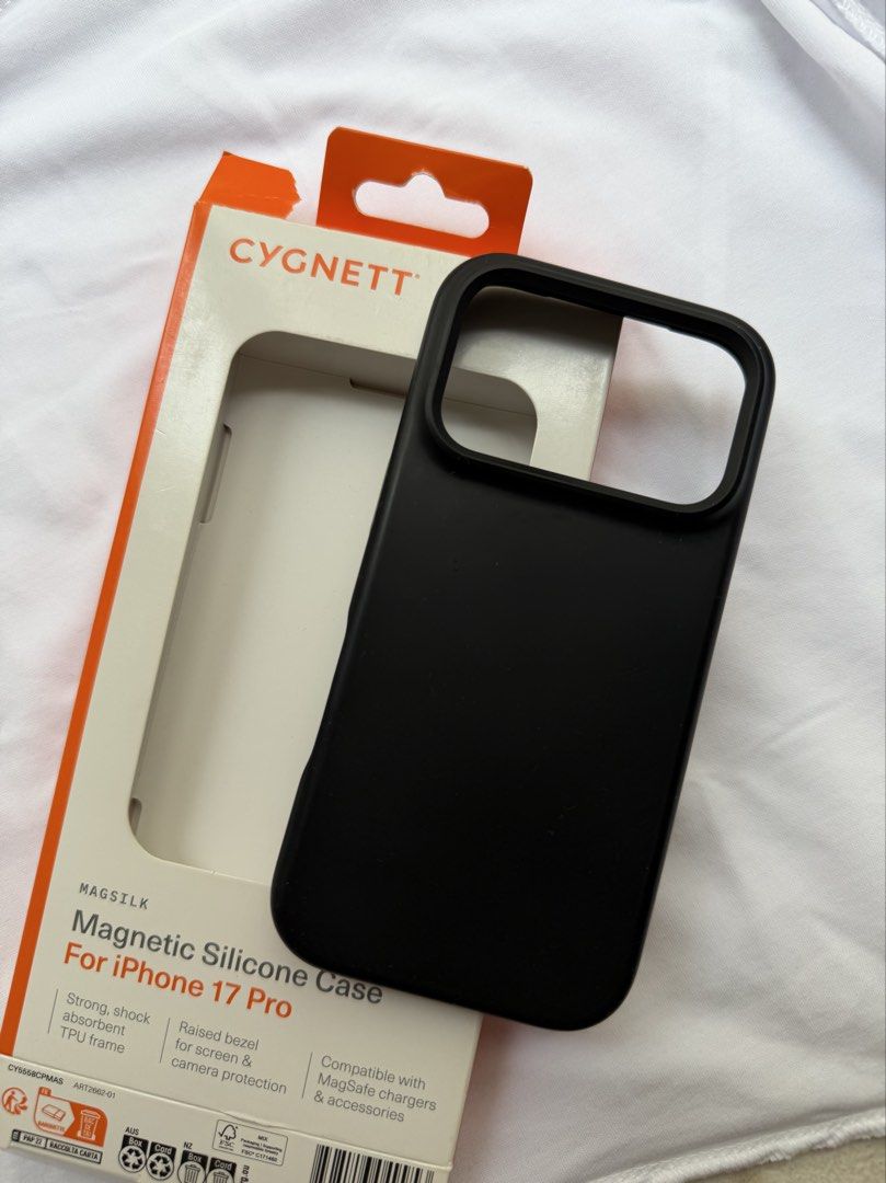 Cygnett Magnetic Silicone Case Iphone 17 pro (Category: Cases & Sleeves) located in Las Pinas. Submitted by shoptav (Listing ID 1421640311, Image 1). Description: Bought last Dec 2026 in powermac Rfs: not into silicone cases just tried it Nego.