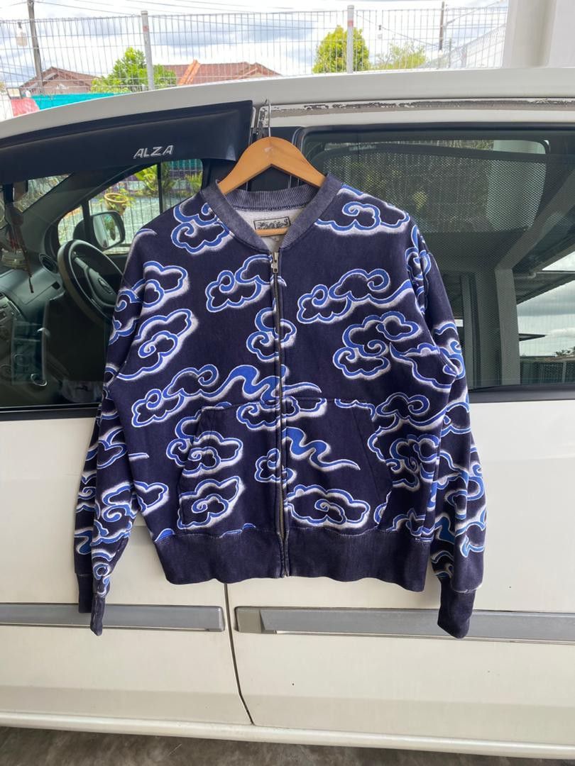 GASH MADE Cloud Pattern Jacket (Category: Coats, Jackets and Outerwear) located in Kuching. Submitted by wanmuhdharraz (Listing ID 1421710213, Image 1). Description: pit 23 labuh 26.