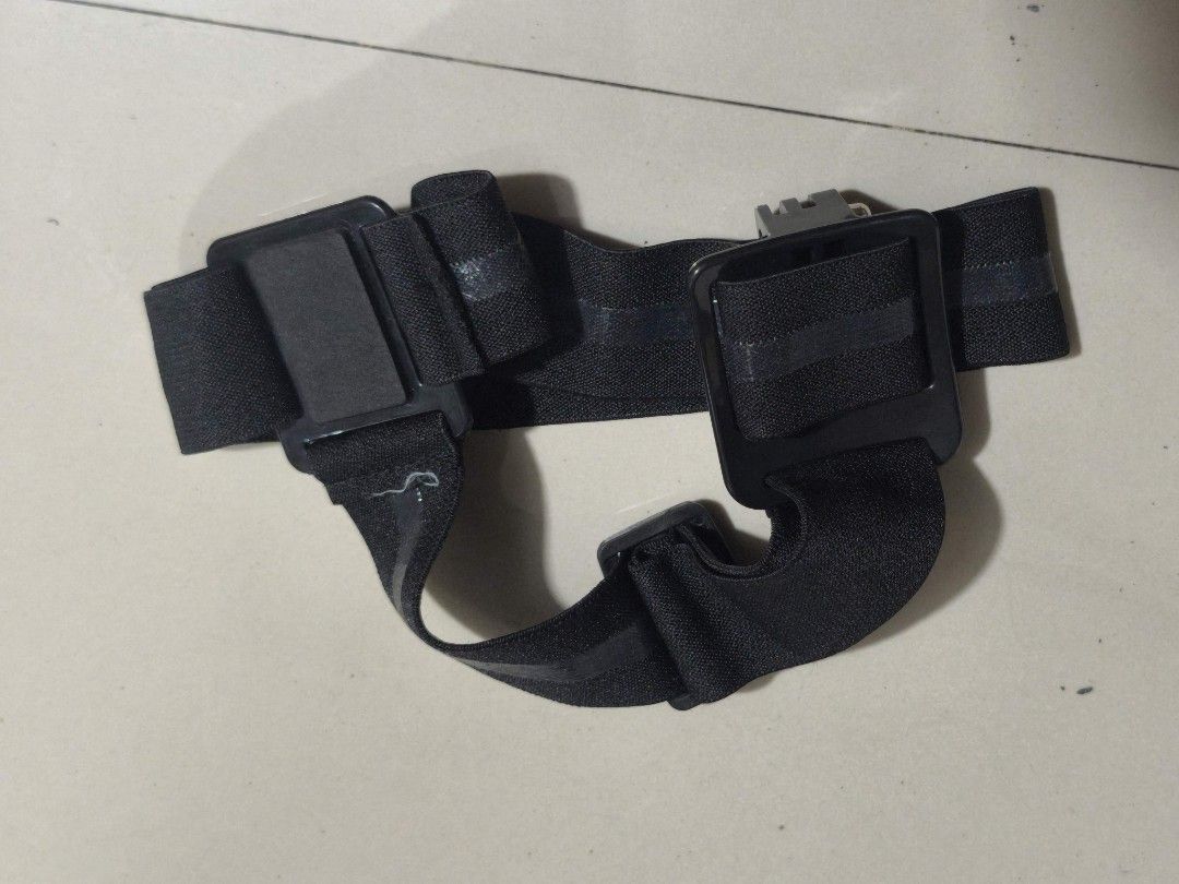 GoPro Head Strap Mount (Category: Other Photography Accessories) located in Taguig. Submitted by juliestjuly (Listing ID 1421719813, Image 2). Description: - GoPro head strap mount - Adjustable straps for a secure fit - Perfect for hands-free action recording - Made of durable black fabric - Features an easy-to-adjust buckle.