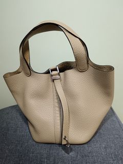（分類：）位於 。 由 constancechow88 提交（商品編號 1421751363，圖片 1）。簡介： 。