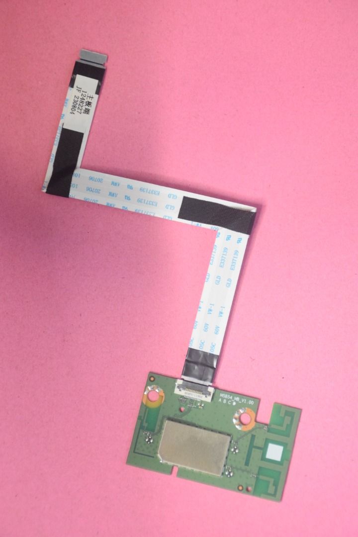 WiFi Module MSB54_MB_V1.00 for DEVANT 43UHD204 (Category: Electrical, Adaptors & Sockets) located in Caloocan City. Submitted by zinguscooks (Listing ID 1421718047, Image 2). Description: MW510 M5B54_MB_V1.00 204-B00515 Wireless / Wifi Module. The module also has a sticker with the model number TX7W30U51T..