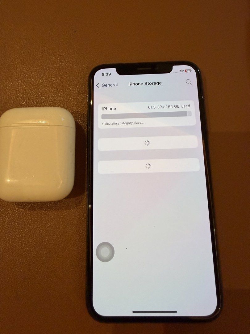Iphone 10 (Category: iPhone X Series) located in Rizal. Submitted by bubblesnow (Listing ID 1421735314, Image 3). Description: iphone 10 with headset for free .