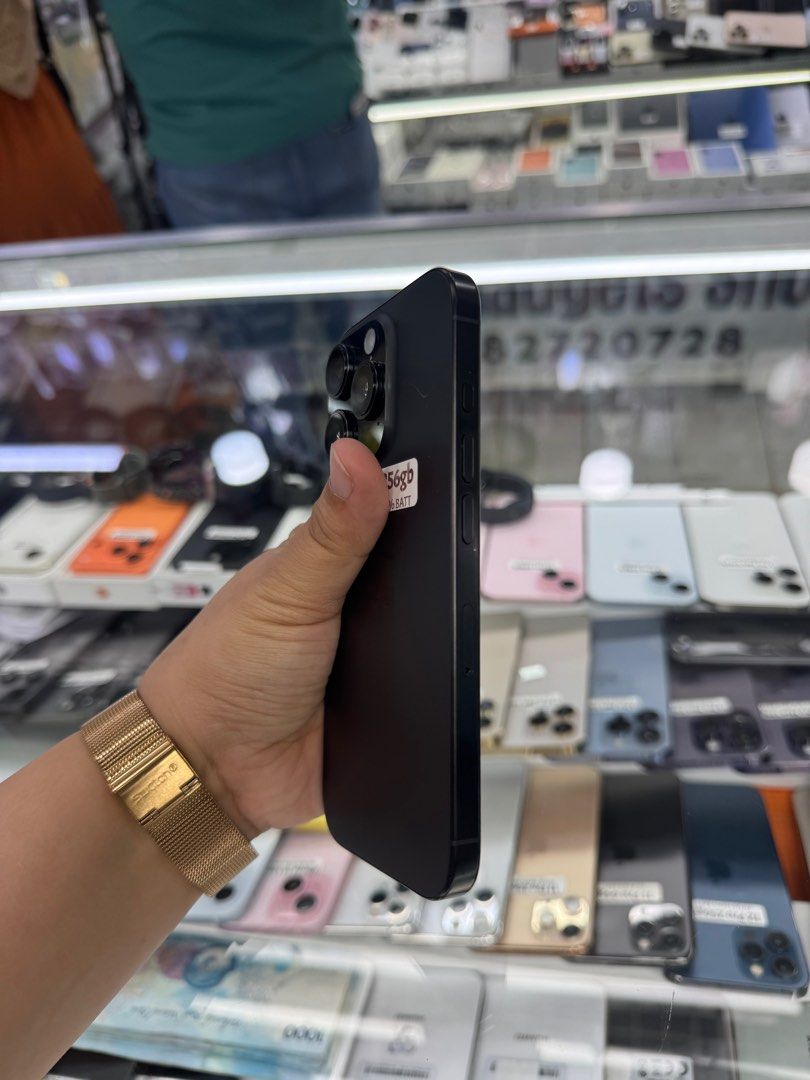 Iphone 16 Pro 256gb 92% batt Smartlocked NTC (Category: iPhone 16 Series) located in San Juan City. Submitted by javedsgadgetshop (Listing ID 1421724694, Image 3). Description: INSTALLMENT OPTIONS : SPAY LATER / GGIVES / CREDIT CARD! WE BUY AND SELL SO PWEDE MAGBINTA OR SWAP ! Quick Specs : 💵 Iphone 16 Pro •256gb •NTC Variant •92% batt health •Smartlocked •98% Smoothness •No hidden issue | No Repaired •100% Authentic | Not Refurbished •w/ Box Ch