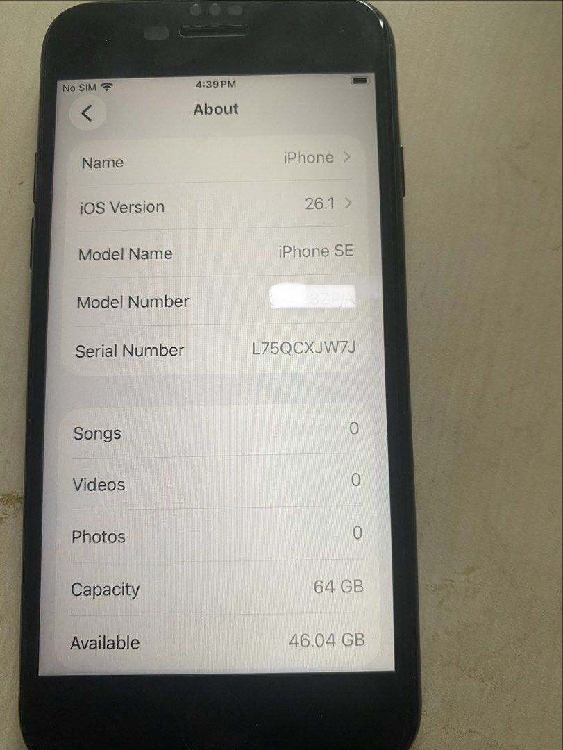 Iphone SE 3rd Gen 5G (2022) (Category: iPhone SE Series) located in Manila. Submitted by kmarie15 (Listing ID 1421632894, Image 2). Description: Pakita ko 3UTools upon request 64 GB of internal storage. battery health 95% remaining features a 4.7-inch HD Retina display, an Apple A15 Bionic chipset, and 5G connectivity. 12 Megapixel rear camera with 4K video recording and 7 Megapixel selfie camera. There’s also a physical home button with a Touch 