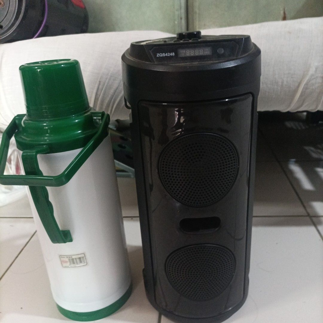 7 pcs Bluetooth speakers (Category: Soundbars, Speakers & Amplifiers) located in Manila. Submitted by swiftowl.ce049f (Listing ID 1421640199, Image 2). Description: 7 pcs. Assorted Bluetooth speaker and soundbar as is conditon still working, others needs battery replacement. pick up via lalamove makati or angono rizal selling as bundle. thank.you..