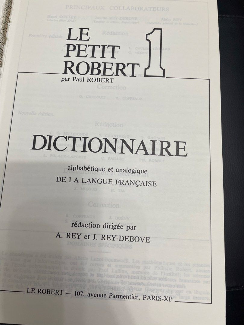 Le Petit Robert 1 French Dictionary (Category: Textbooks) located in Paranaque City. Submitted by kashireadsbookstore (Listing ID 1421666807, Image 2). Description: - Le Petit Robert 1: Nouvelle Édition - Published by Le Robert - Comprehensive French dictionary - Features alphabetical and analogical entries - Entirely updated and enriched - Language: French.