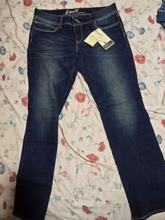 (Category: ) located in . Submitted by santasales (Listing ID 1421741017, Image 1). Description: .