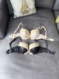 (Category: ) located in . Submitted by kaydieeee (Listing ID 1421634538, Image 1). Description: .