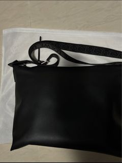 （分類：）位於 。 由 siuman000 提交（商品編號 1421711059，圖片 1）。簡介： 。