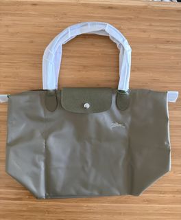 （分類：）位於 。 由 petit.reve 提交（商品編號 1421695142，圖片 1）。簡介： 。