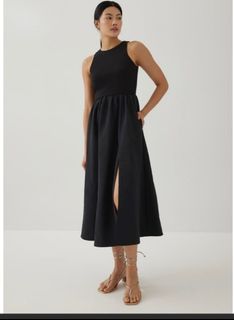 (Category: ) located in . Submitted by clearmywardrobe13 (Listing ID 1421710877, Image 1). Description: .
