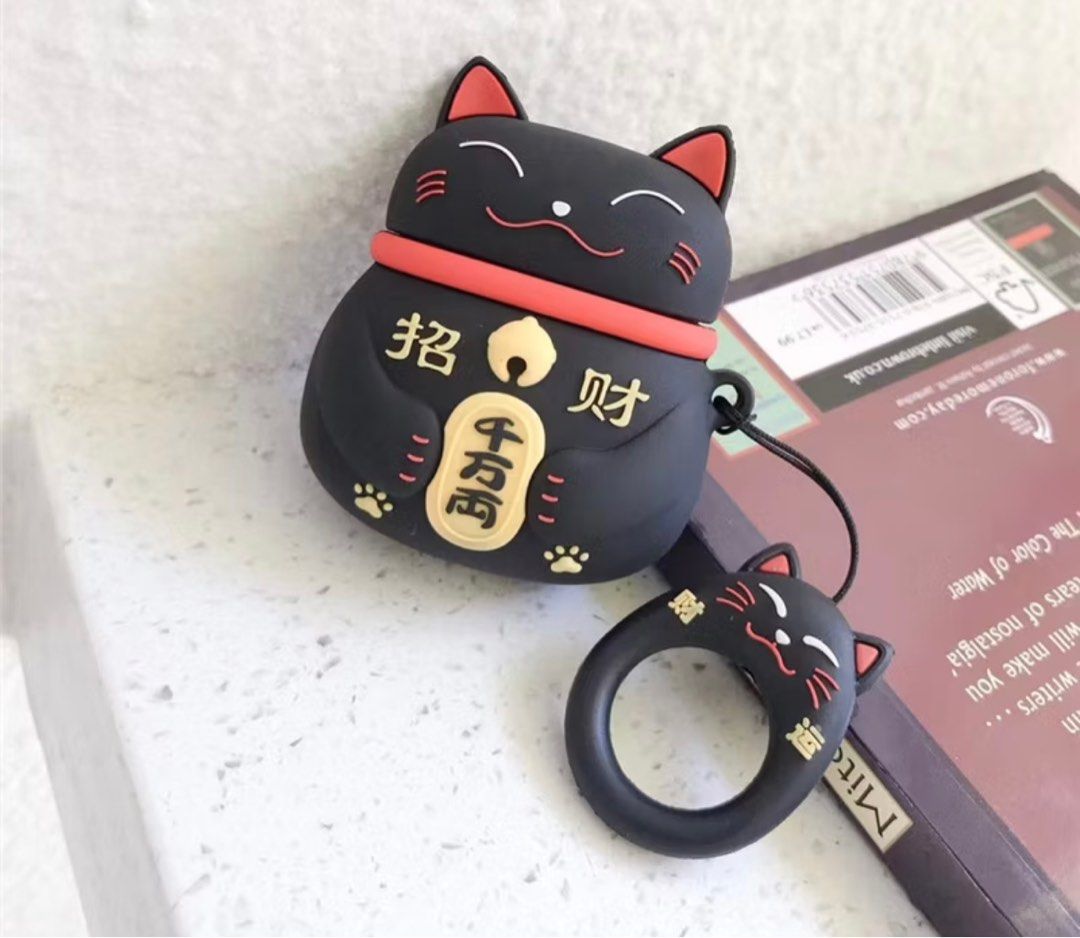 Lucky Cat AirPods Pro4 Protective Case (Category: Earphones) located in Paranaque City. Submitted by pattyyisha (Listing ID 1421746040, Image 1). Description: - Protective silicone case for AirPods Pro4 - ✨BUY 2 get for 200, Price is still negotiable if u decide to buy only 1 case 🥰✨ - Includes a matching ring - bought at the orange app. - Haven't used and still brand new. RFS: I dont have airpods na and decided to switch to headphones. MOP: COD