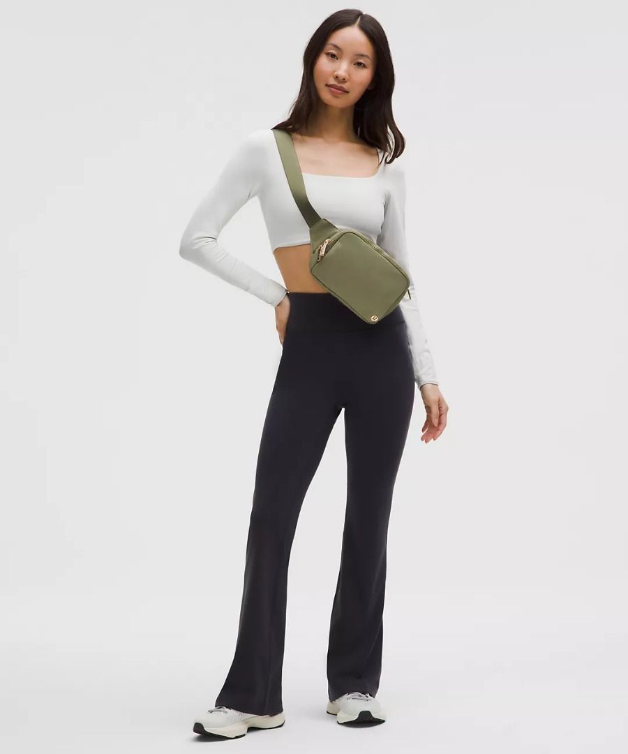 Lululemon Everywhere Belt Bag Large 2L - Bay Leaf (Category: Cross-body Bags) located in Manila. Submitted by myownclosetforsale (Listing ID 1421764276, Image 2). Description: Bag dimensions: W 21cm x D 5.7cm x H 14.6cm (8.3" x 2.2" x 5.7") Strap length when fully extended: 114cm (44.9") Volume: 2L.