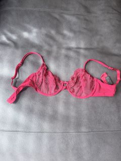 (Category: ) located in . Submitted by kaydieeee (Listing ID 1421641294, Image 1). Description: .