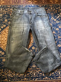 (Category: ) located in . Submitted by zys.closet (Listing ID 1421650791, Image 1). Description: .