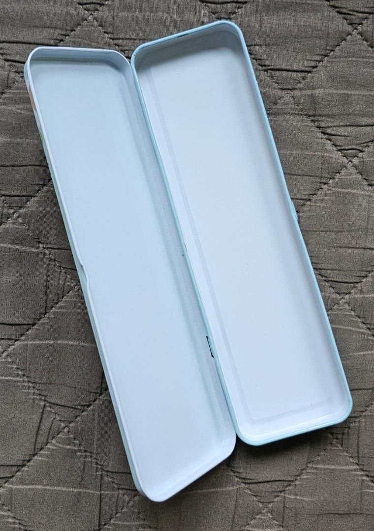 Metal (tin) pencil case (Category: Stationery & School Supplies) located in Quezon City. Submitted by the_l1ttlej0ys (Listing ID 1421763736, Image 3). Description: brand new metal pencil cases Php10 each 3 designs to choose from: - bear in plane with balloons: 1 pc available -cat and bird with trees: 4 pcs available -tiger and monkey with cupcake: 5 pcs available.