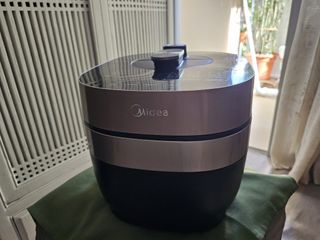 (Category: ) located in . Submitted by rainmoonsu57923 (Listing ID 1421205761, Image 1). Description: .