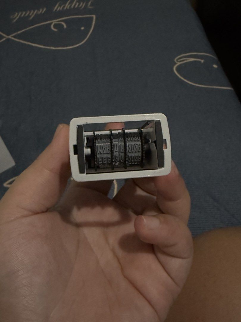 Mini Dater Stamp (Category: Craft Supplies & Tools) located in Quezon City. Submitted by valchoowa (Listing ID 1421674068, Image 3). Description: Mini Date Stamp with 2 inks.