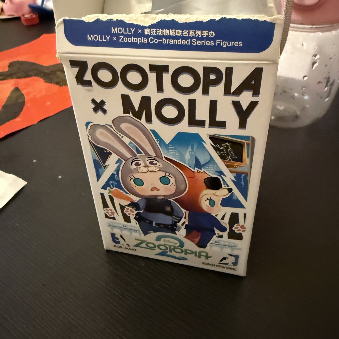 Molly x Zootopia 聯名系列公仔 夏奇羊, 興趣及遊戲, 玩具 & 遊戲類 - Carousell