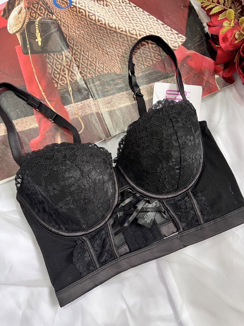 New Look Black Lace Corset Bra (Category: Undergarments & Loungewear) located in Las Pinas. Submitted by nakedstudio (Listing ID 1421758505, Image 2). Description: - New Look black lace corset bra. - Features: - Intricate lace detailing - Corset style - Perfect for special occasions or everyday wear. - Adds a touch of elegance and confidence. - Size: 34D on tag.