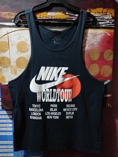 (Category: ) located in . Submitted by thrifting-dnx095 (Listing ID 1421751544, Image 1). Description: .