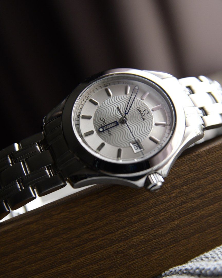 Pre-owned Vintage Seamaster Silver Dial (Category: Luxury Watches) located in Quezon City. Submitted by watchcollective.ph (Listing ID 1421719815, Image 1). Description: Omega Seamaster Silver Dial ₱65,800 Reference: 2511.31.00 Year: 2000 Case Size: 36mm Movement: Quartz Wrist Size: 18.5cm Pre-owned. Very good condition. Comes with guarantee card..