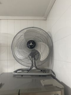 (Category: ) located in . Submitted by minc (Listing ID 1421772376, Image 1). Description: .