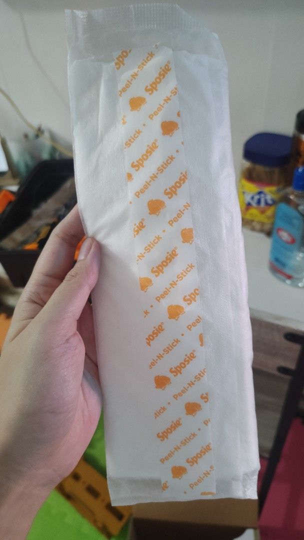 Sposie Adhesive Booster Pads (Category: Other Baby Bathing & Changing Needs) located in Manila. Submitted by _sinigurl (Listing ID 1421665689, Image 3). Description: No more tagos during bed time 👶🏻 Note: Selling this per pack (28 pieces per pack) .