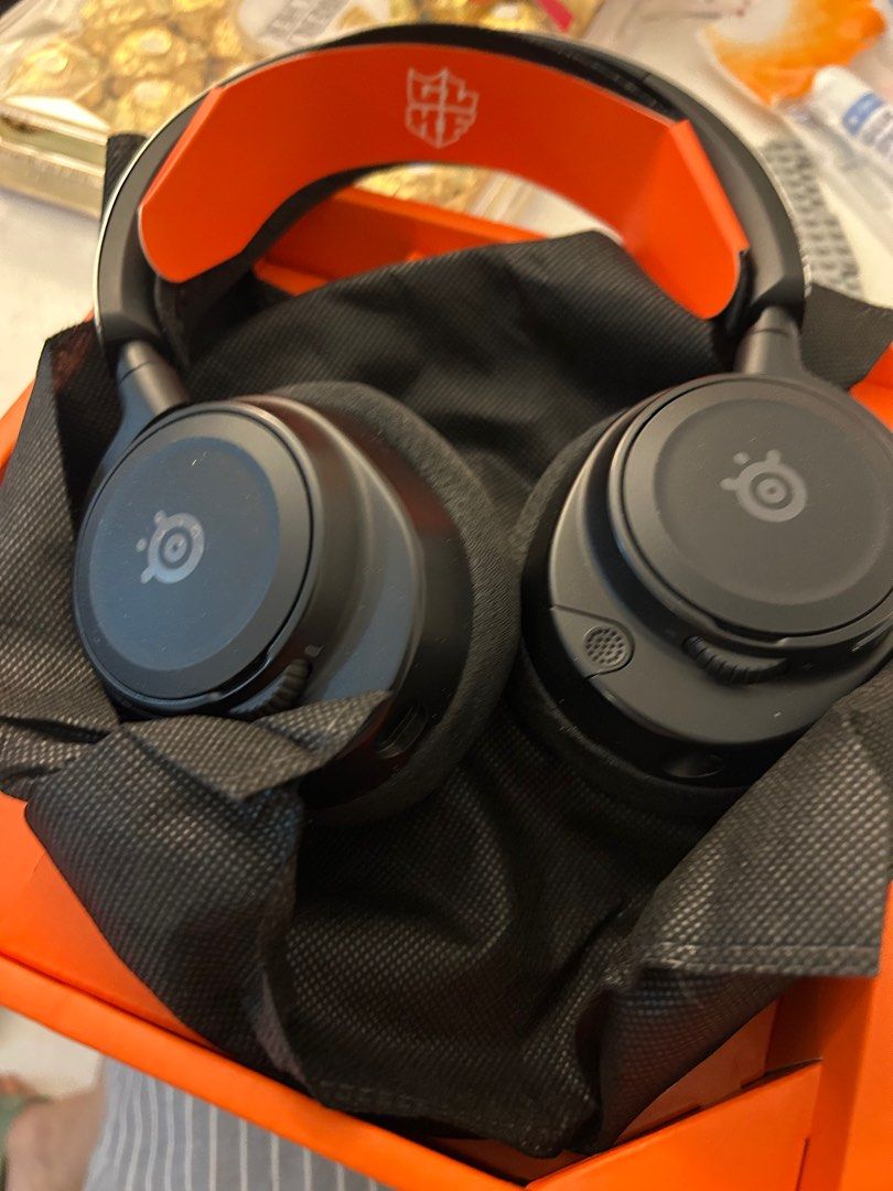 SteelSeries Arctis Nova 7 Wireless Headphones65561384199169111