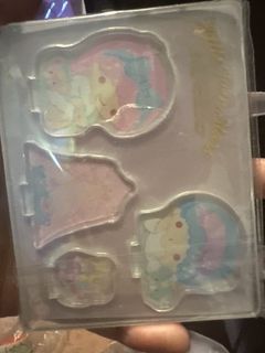 （分類：）位於 。 由 Cardi_098 提交（商品編號 1421758028，圖片 1）。簡介： 。