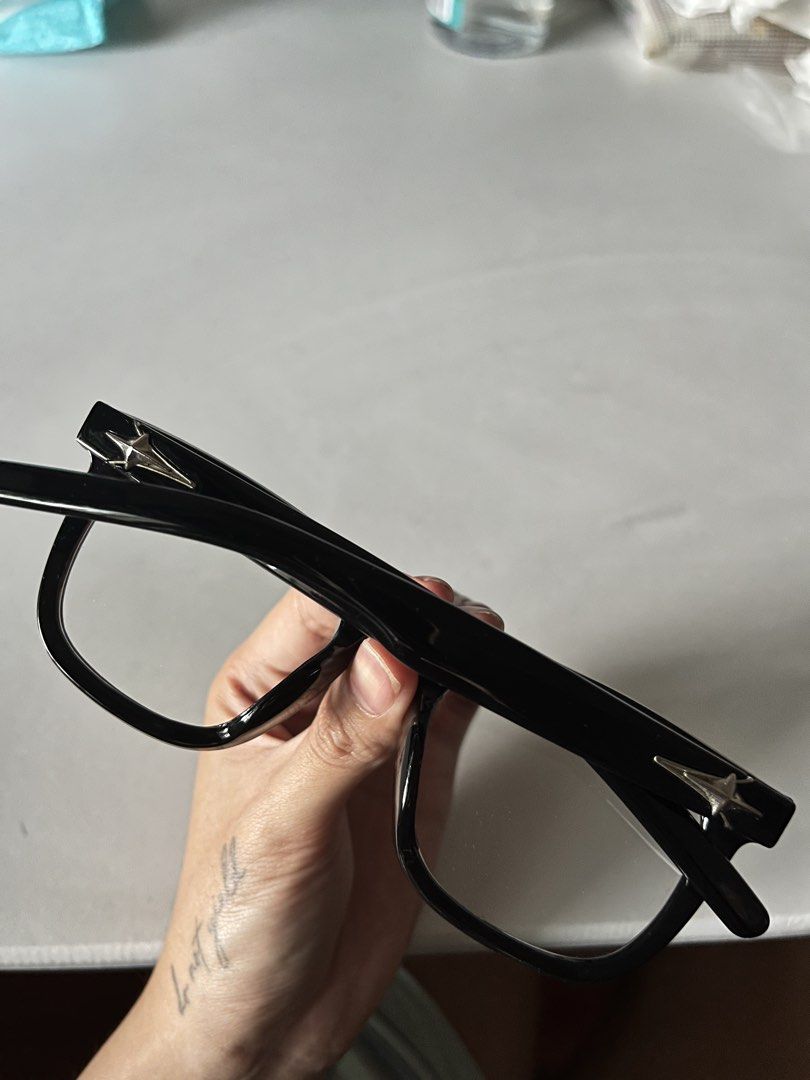 Sunglasses / Eyewear Bundle (3 pcs.) (Category: Sunglasses & Eyewear) located in Manila. Submitted by stuffbyrdj (Listing ID 1421693261, Image 2). Description: No case included Specs are with anti-rad lens.