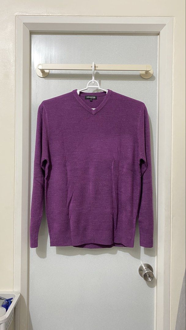 The Collection Debenhams V-Neck Sweater (Small) (Category: Coats, Jackets and Outerwear) located in Mandaluyong City. Submitted by raffyy (Listing ID 1421778092, Image 1). Description: - The Collection Debenhams sweater - V-neck design - Solid purple color - Size S - Long sleeves - Made of knit fabric - Suitable for various occasions.