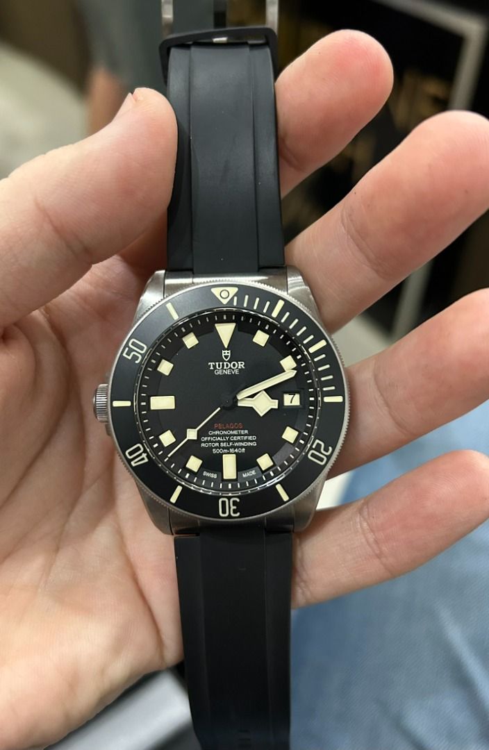 Tudor Pelagos LHD 42mm (Category: Luxury Watches) located in Manila. Submitted by rhyswatchmnl (Listing ID 1421707609, Image 2). Description: Tudor Pelagos LHD 42mm Like New with Titanium Strap unused Year 2025 Under Warranty until 2030 Full Set Condition 9.8/10 San Juan City/New Manila QC On hand Other Watches available.